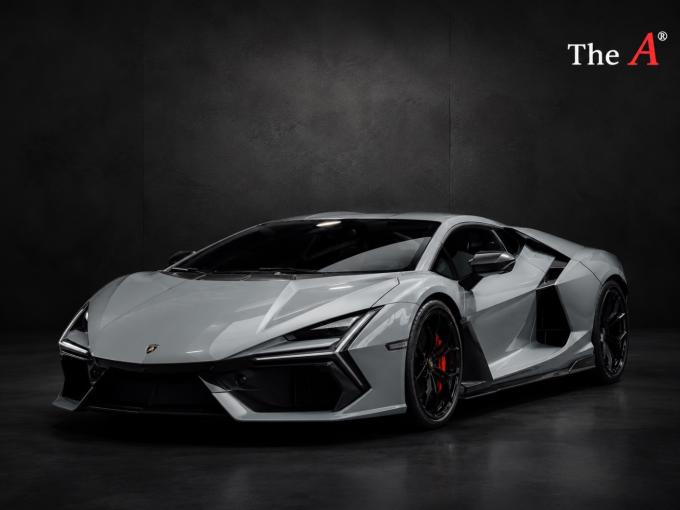 Lamborghini Revuelto V12 de 2026