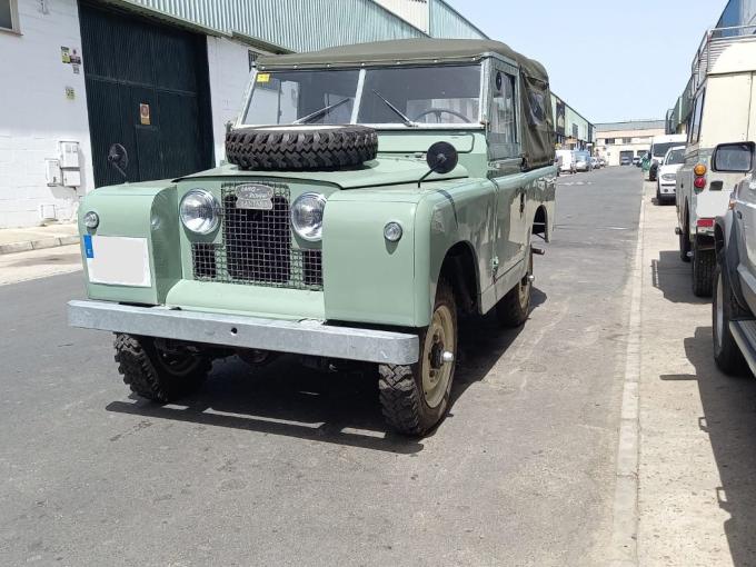 LandRover 88 S&eacute;rie IIA de 1965