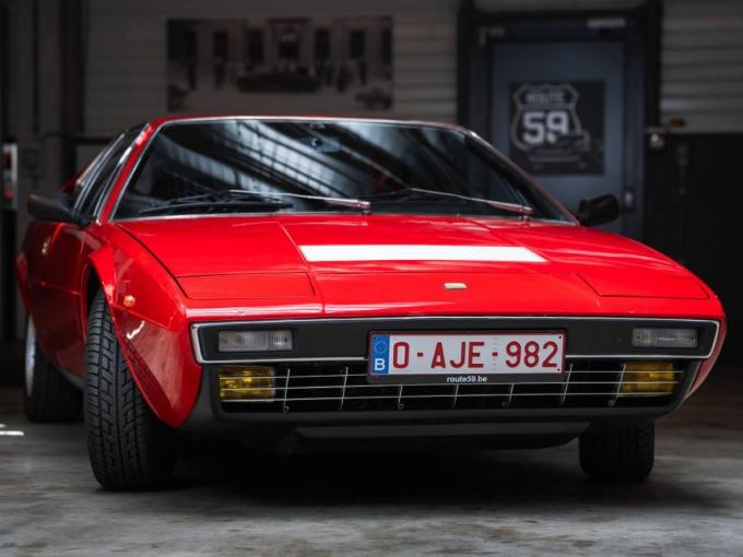 Ferrari 208 GT4  de 1975
