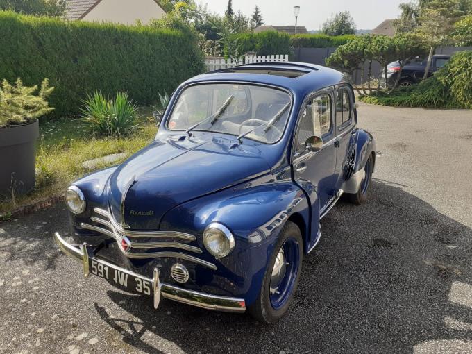 Renault 4 CV sport de 1957