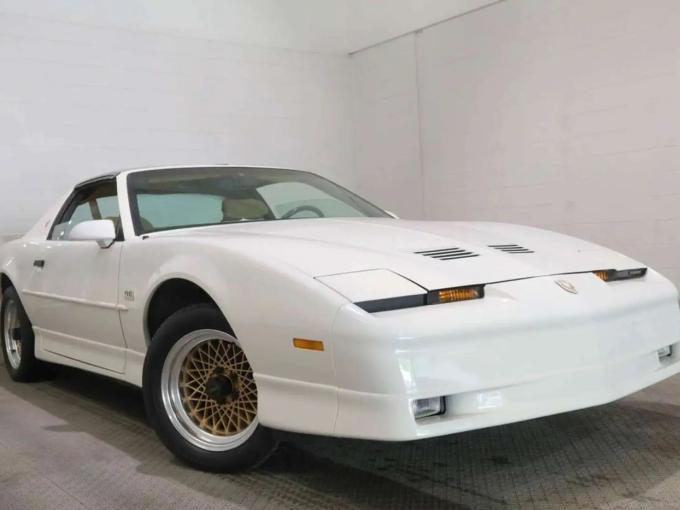 Pontiac Trans Am GTA de 1987