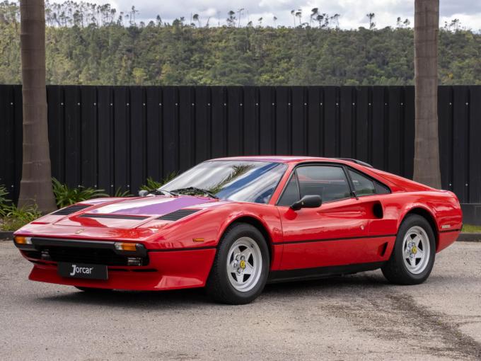 Ferrari 208 GTB Turbo de 1983