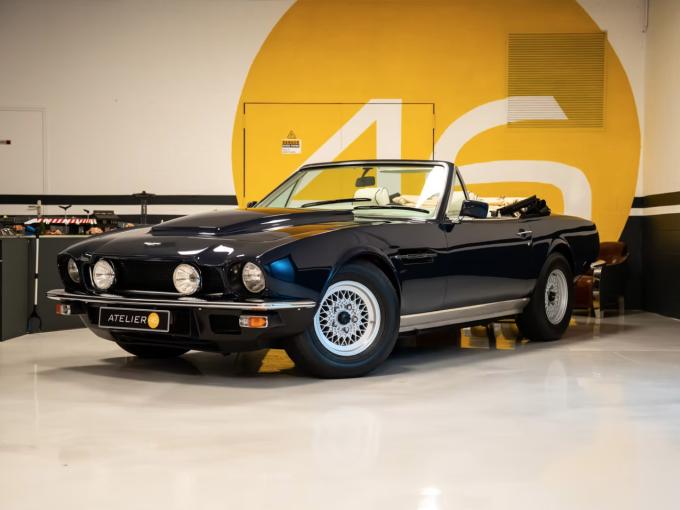 Aston Martin V8 Vantage de 0