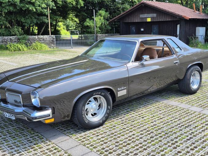 Oldsmobile Cutlass V8 Supreme de 1973