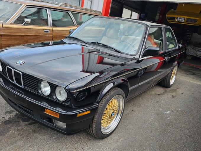 BMW Série 3 325i 171ch 2 portes E30 de 1988