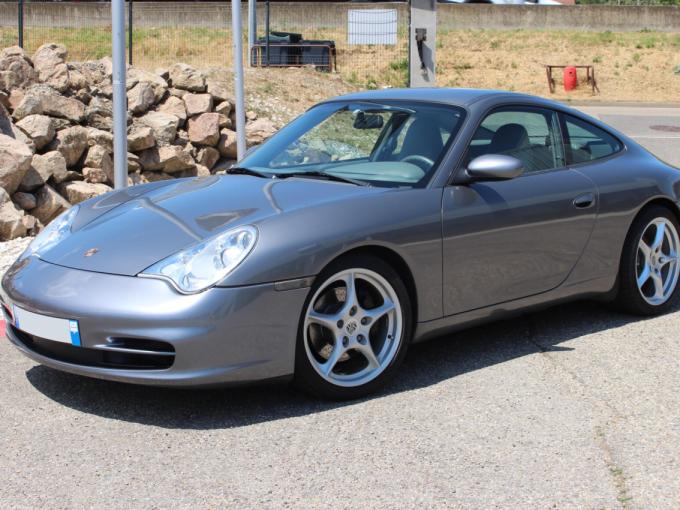 Porsche 996 carrera 3.6L 320ch BVM6 de 2003