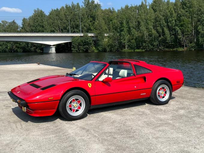 Ferrari 308 GTS Quattrovalvole de 1985