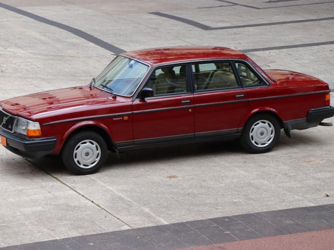 Volvo 240  de 1987