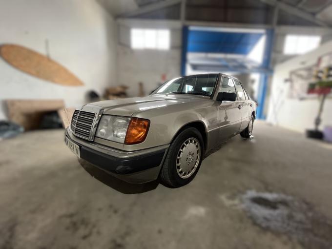 Mercedes-Benz 300 E-24 de 1992
