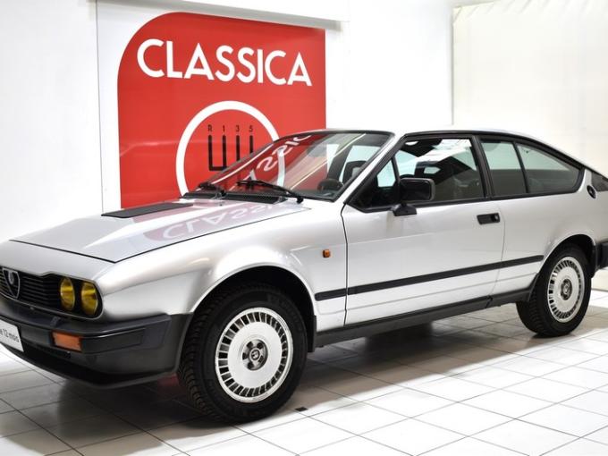 Alfa Roméo Alfetta GT GTV 6 de 1983