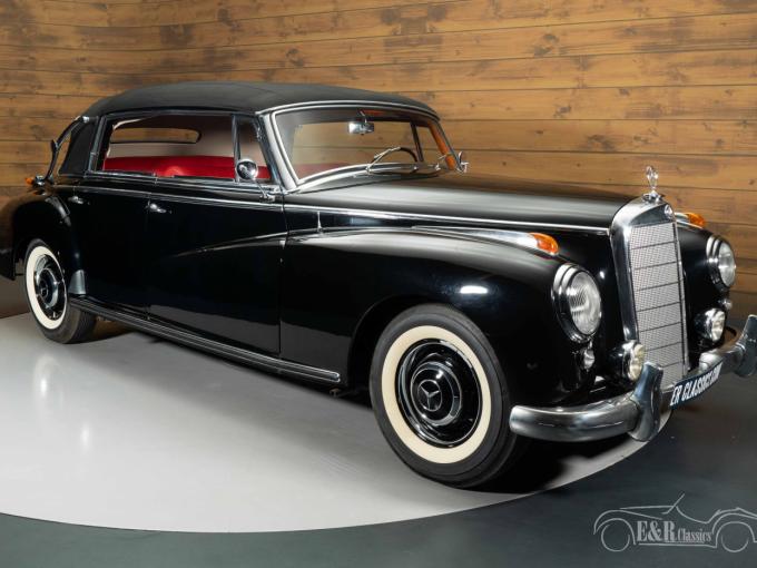 Mercedes-Benz 300 B Adenauer Cabriolet de 1955
