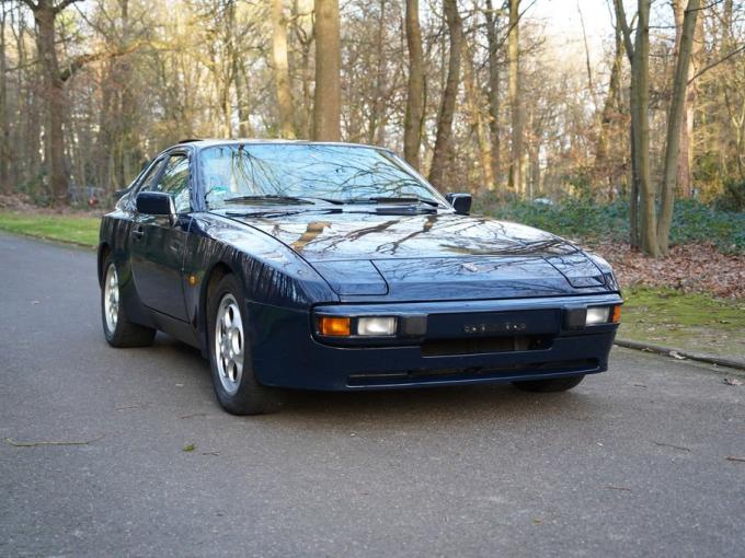 Porsche 944  de 1987