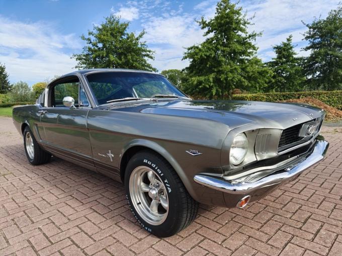 Ford Mustang Fastback C-Code de 1966