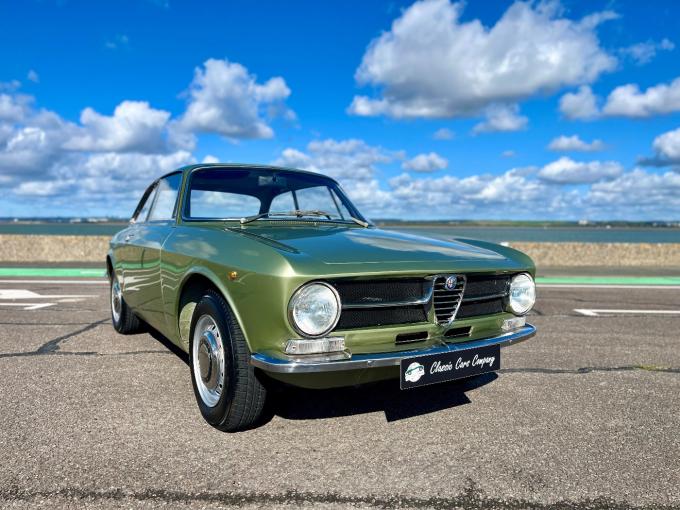 Alfa Roméo Giulia GT 1300 JUNIOR de 1972