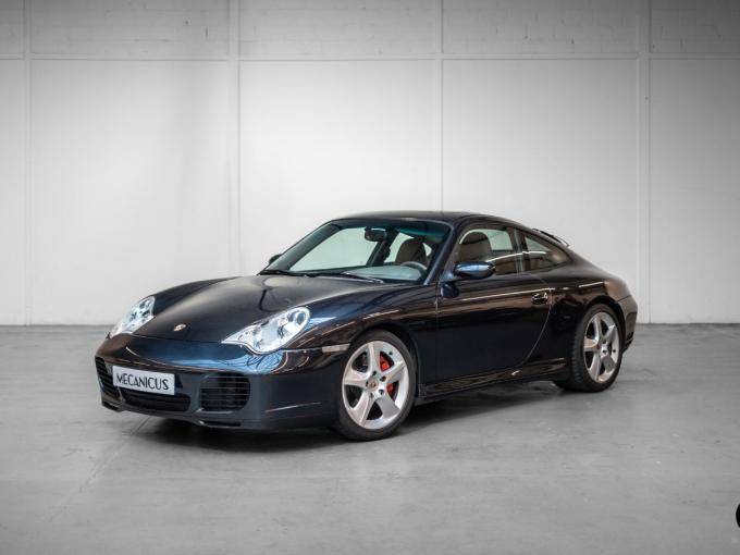 Porsche 996 Carrera 4S BVM *Porsche Exclusive/Atlas Grey* de 2004