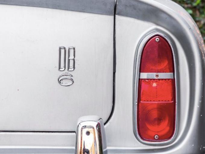 Aston Martin DB 6  de 1967