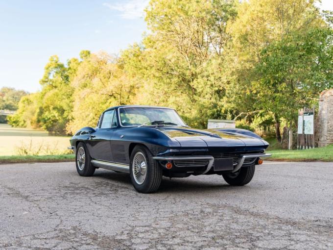 Chevrolet Corvette C2 Stingray 327 de 1964