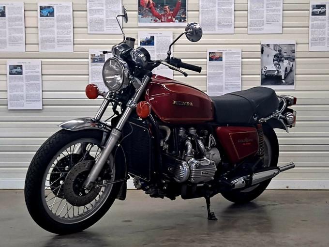 Moto Honda GL1000 GOLDWING de 1977