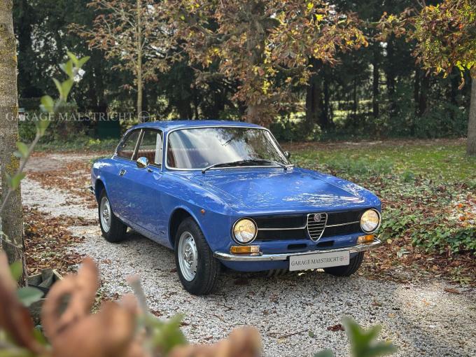 Alfa Roméo Giulia GT 1300 Junior de 1973