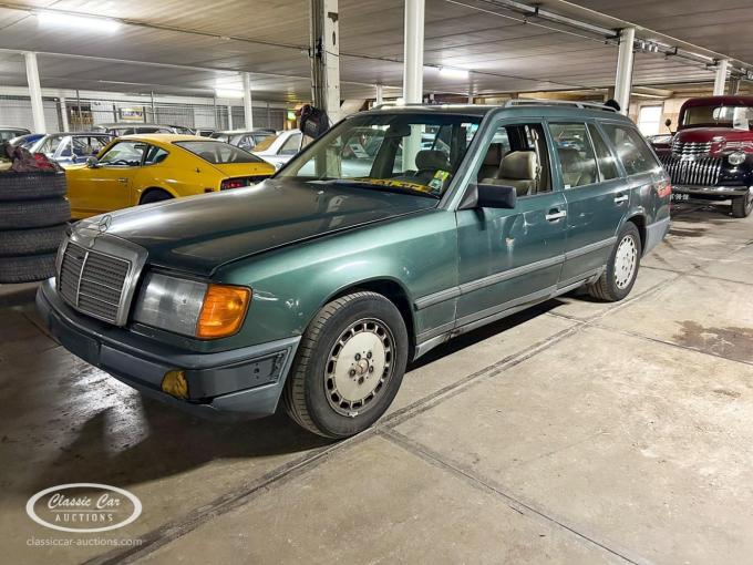 Mercedes-Benz 300 TDT 5 cyl. 3Ltr. de 1988
