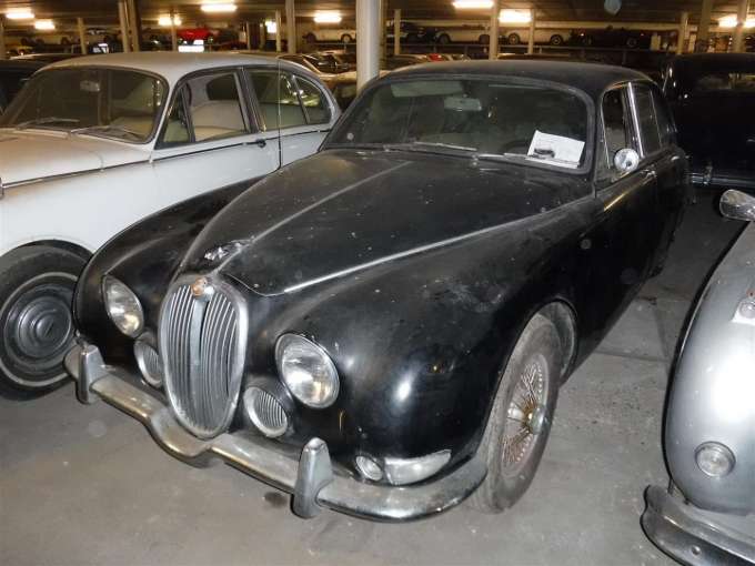 Jaguar 3.8 S black de 1965