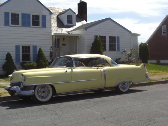 Cadillac De Ville coupe de 1954