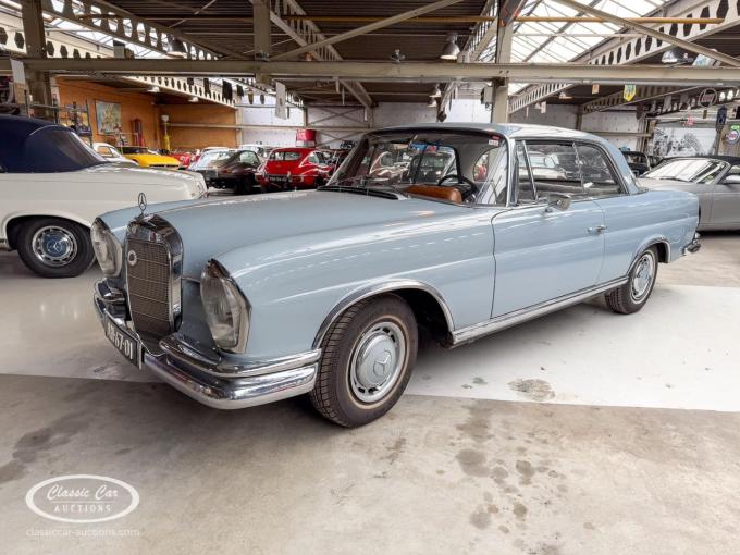 Mercedes-Benz SE 220 de 1963