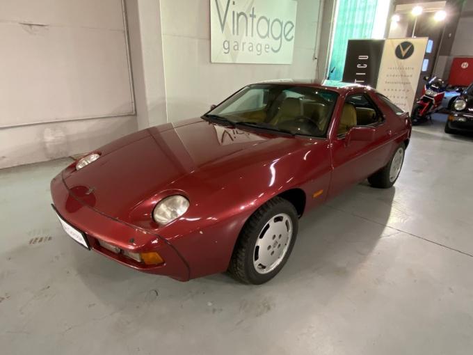 Porsche 928  de 1982