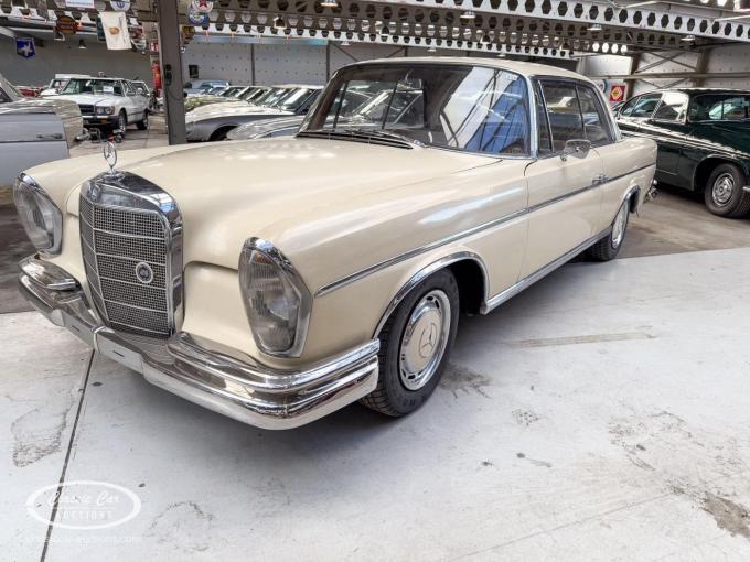 Mercedes-Benz SE 300SE   de 1967