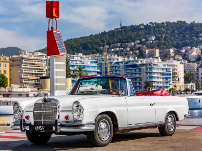 Mercedes-Benz SE 220 SE b Cabriolet de 1963