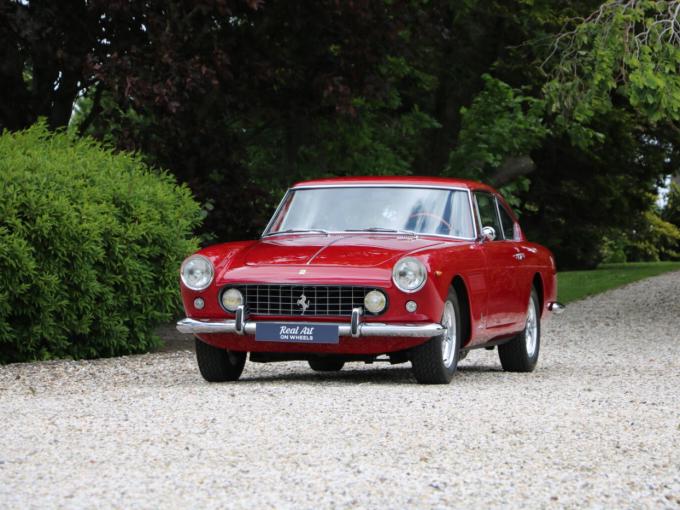 Ferrari 250 GTE Série 1 de 1961