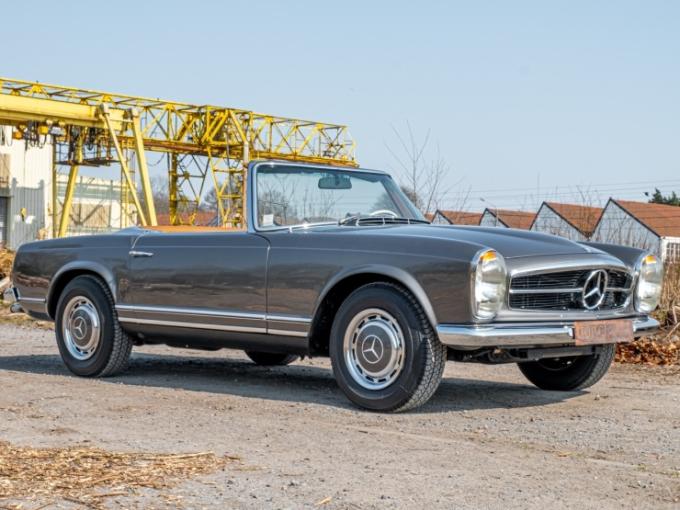 Mercedes-Benz SL 280 Pagode de 1968