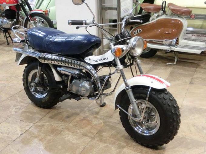 Moto Suzuki RV 90 de 1974