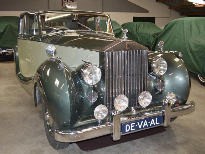 Rolls-Royce Silver Wraith James Young Saloon, "needs some attention" de 1949