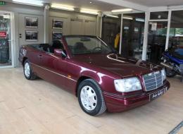 Mercedes-Benz CE 220 Cabriolet BVA