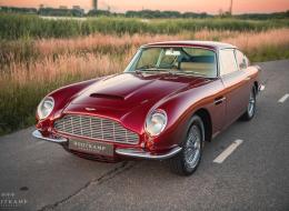 Aston Martin DB 6