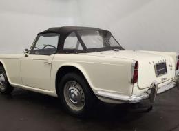 Triumph TR4 A IRS