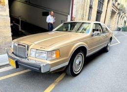 Lincoln Continental Mark VII