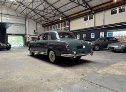 Mercedes-Benz Ponton 220 S