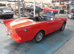 Sunbeam Alpine roadster (très beau!)