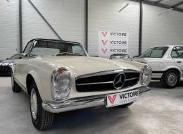 Mercedes-Benz SL 280 W113 