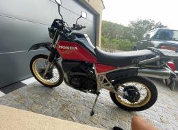 Moto Honda 750 XLV