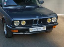 BMW Série 5 520i e28