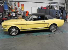 Ford Mustang coupe 289Cu V8 