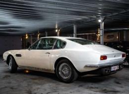 Aston Martin AM Vantage