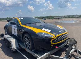 Aston Martin Vantage vantage V8 4,3 L