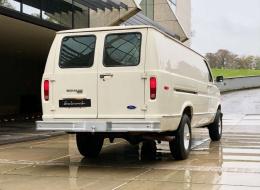 Ford Econoline  E-350 Super Cargo 7.5 V8 