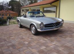 Mercedes-Benz SL 230