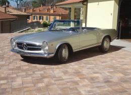 Mercedes-Benz SL 230