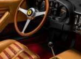 Ferrari 365 GTB/4 DAYTONA PLEXIGLAS
